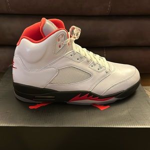 AIR JORDAN V RETRO